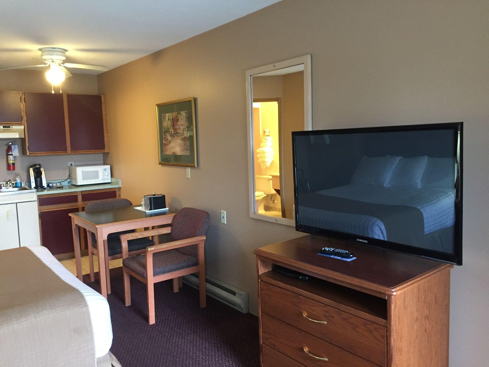 Coast Courtenay Hotel Esterno foto