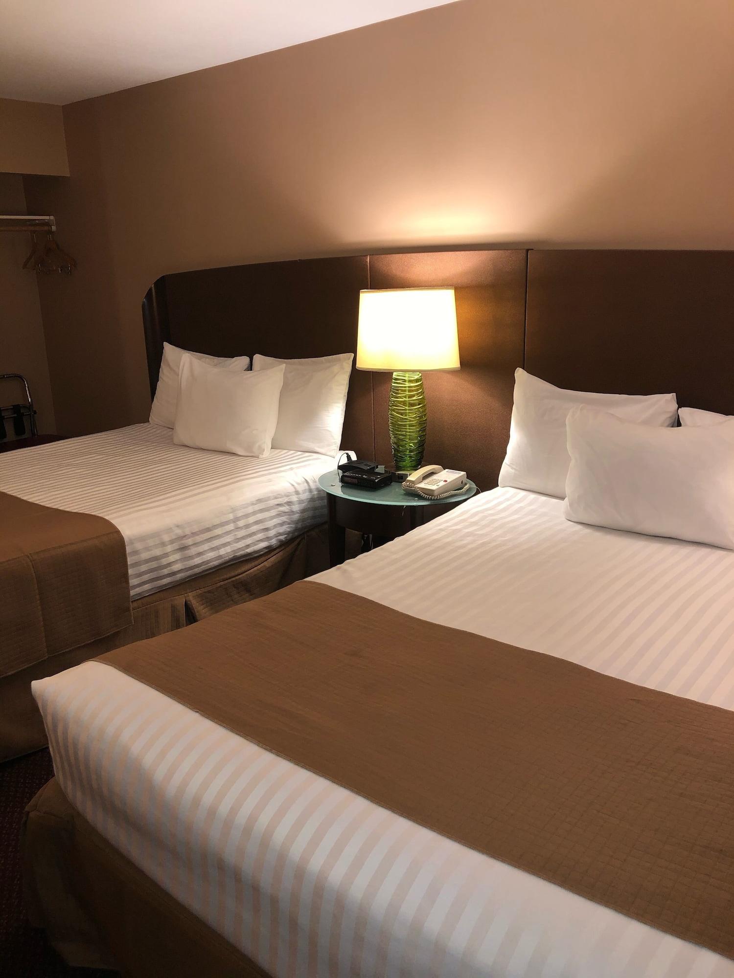 Coast Courtenay Hotel Esterno foto