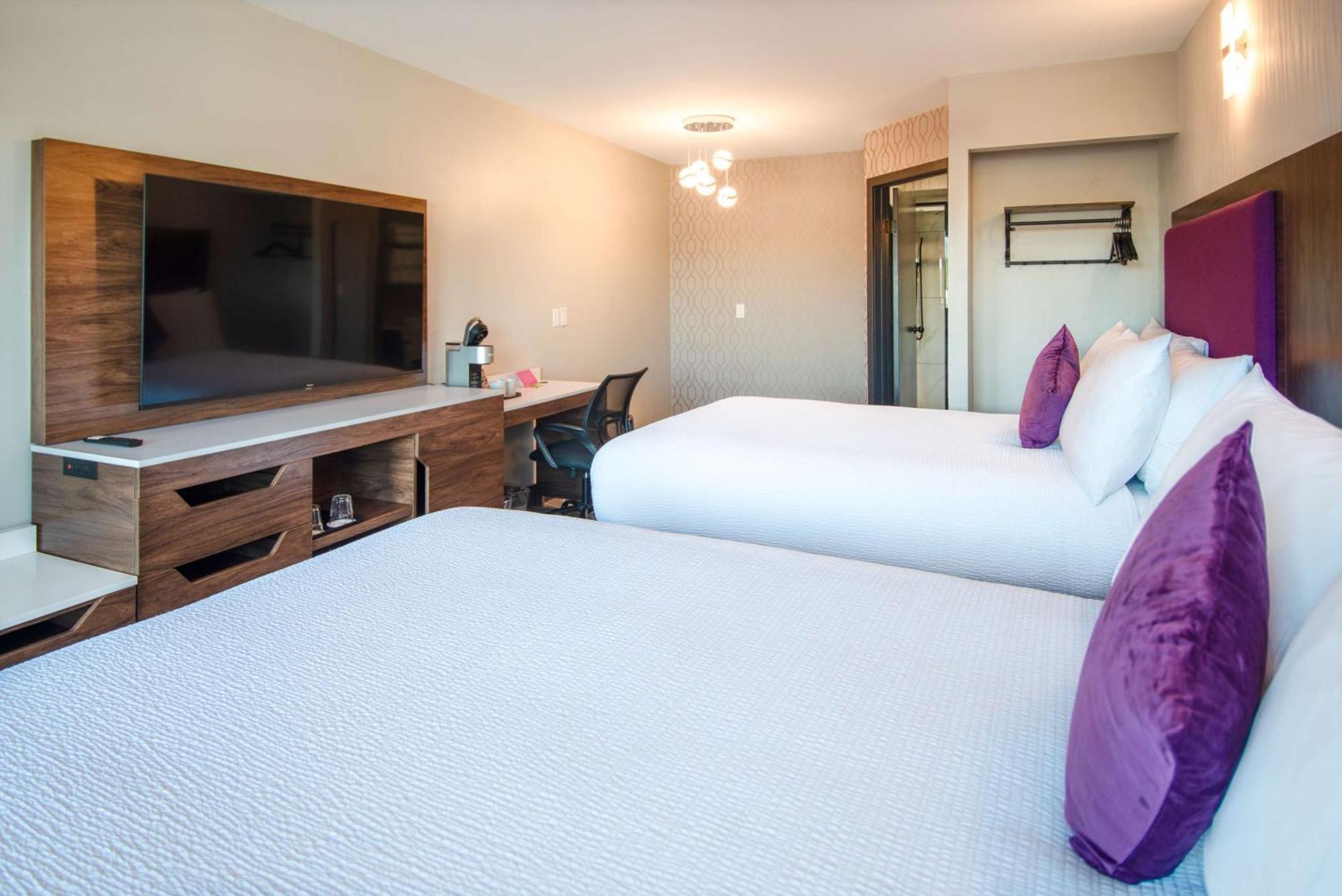 Coast Courtenay Hotel Esterno foto